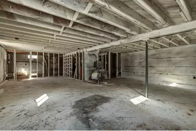 77 Summer St, Greenfield, MA 01301 - Photo 19