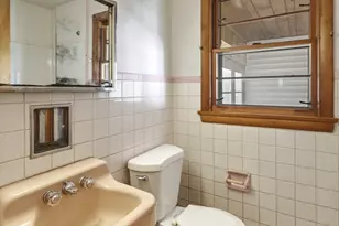 77 Summer St, Greenfield, MA 01301 - Photo 13