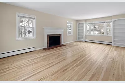 4 West End Ave, Westborough, MA 01581 - Photo 9