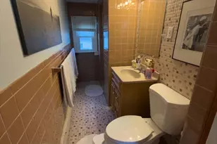 26 Greylock Rd, Boston, MA 02134 - Photo 17