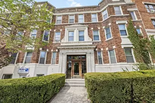 1665 Commonwealth Ave, Boston, MA 02135 - Photo 9