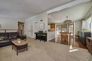 202 Brewer St, Northborough, MA 01532 - Photo 7