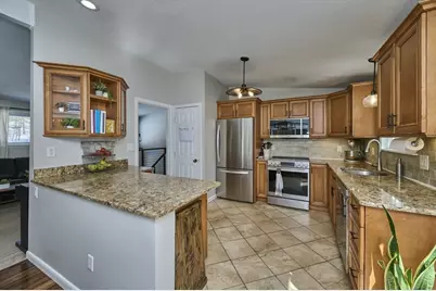 202 Brewer St, Northborough, MA 01532 - Photo 9