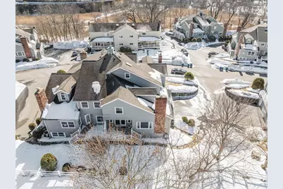 3 Carnation Circle #C, Reading, MA 01867 - Photo 3