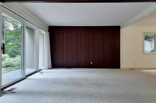 14 Overlook Dr, Weston, MA 02493 - Photo 9