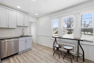 170 Plumtree Rd, Springfield, MA 01118 - Photo 9