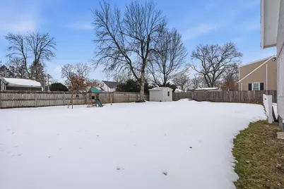 170 Plumtree Rd, Springfield, MA 01118 - Photo 29