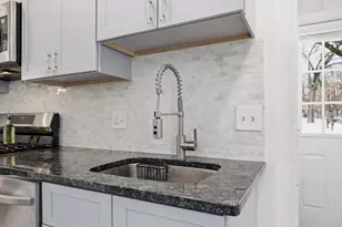 170 Plumtree Rd, Springfield, MA 01118 - Photo 7