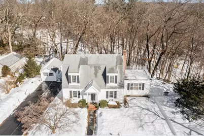 10 Dartmouth Road, Andover, MA 01810 - Photo 5