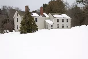 131 Wellesley St, Weston, MA 02493 - Photo 27