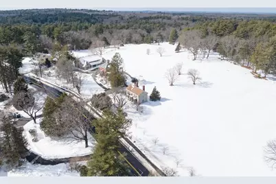 131 Wellesley Street, Weston, MA 02493 - Photo 9