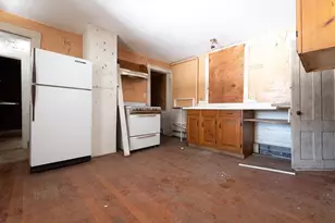 131 Wellesley St, Weston, MA 02493 - Photo 25
