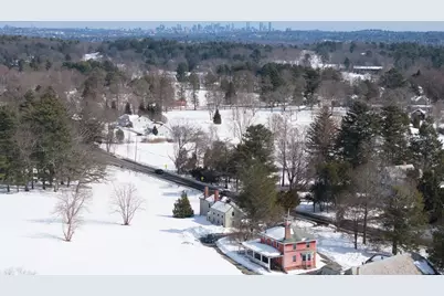 133 Wellesley Street, Weston, MA 02493 - Photo 9