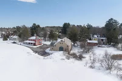 135 Wellesley Street, Weston, MA 02493 - Photo 41