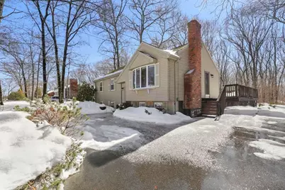 14 Little Tree Ln, Bellingham, MA 02019 - Photo 5