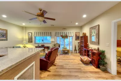 215 Mill St #113, Worcester, MA 01602 - Photo 11