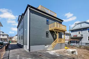 43 Wright Ave, Medford, MA 02155 - Photo 3