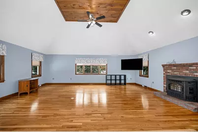 30 Parker Rd, Dracut, MA 01826 - Photo 13