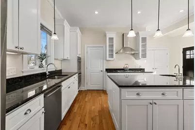 28 Mercer Rd, Needham, MA 02494 - Photo 9