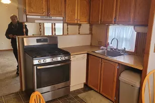 261 Newbury, Peabody, MA 01960 - Photo 11