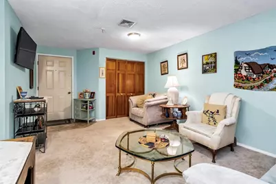 213 Abbott Farm #213, Hudson, NH 03051 - Photo 7