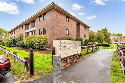 213 Abbott Farm #213, Hudson, NH 03051 - Photo 3