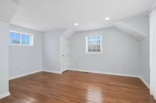 74 Felton St, Lowell, MA 01852 - Photo 27