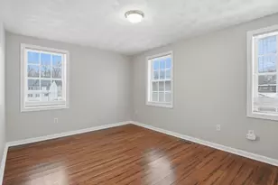 74 Felton St, Lowell, MA 01852 - Photo 17