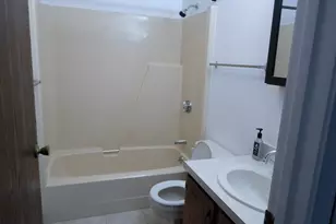 137 Pine St, Lowell, MA 01851 - Photo 15