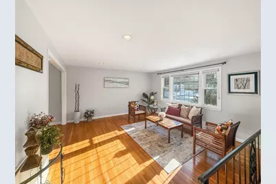 10 Thoreau Rd, Northborough, MA 01532 - Photo 5