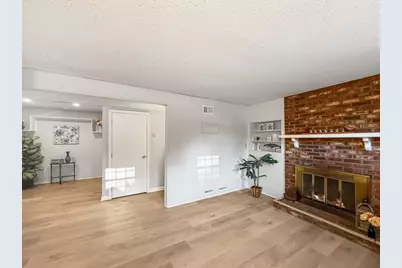 10 Thoreau Rd, Northborough, MA 01532 - Photo 33