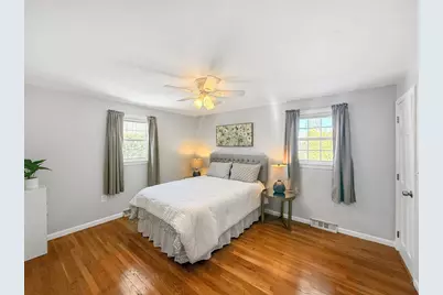 10 Thoreau Rd, Northborough, MA 01532 - Photo 13