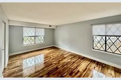 4700 N Main St #3E, Fall River, MA 02720 - Photo 7