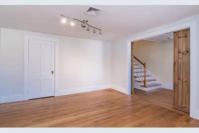 21 Lyman Rd #B, Northampton, MA 01060 - Photo 3