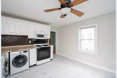 186 West St, Malden, MA 02148 - Photo 5