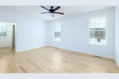 201 Upper Church St, Ware, MA 01082 - Photo 9