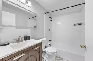 223 Warren St, Randolph, MA 02368 - Photo 15