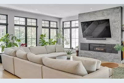 32 Lantern Lane, Wellesley, MA 02481 - Photo 3