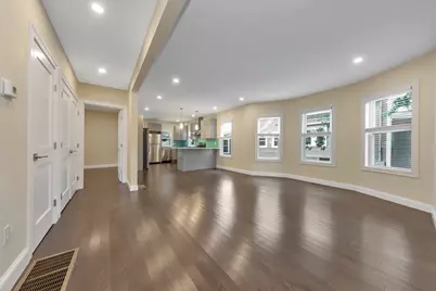 161 Fourth St. #1, Medford, MA 02155 - Photo 9