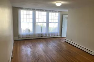 47 Summer St, Northampton, MA 01060 - Photo 3