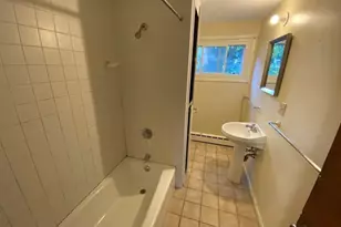 47 Summer St, Northampton, MA 01060 - Photo 9