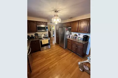 54 Mystic St, Medford, MA 02155 - Photo 5