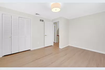 59 Lawrence Dr, Longmeadow, MA 01106 - Photo 23