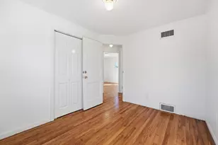 744 Bradley Rd, Springfield, MA 01109 - Photo 17