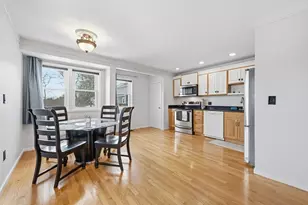 8 Russell Dr, Salem, MA 01970 - Photo 13