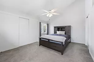 8 Russell Dr, Salem, MA 01970 - Photo 25