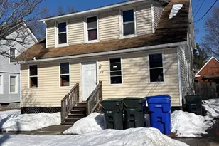 19 Wilton St, Springfield, MA 01109 - Photo 1