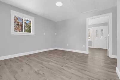 95 Lisa Ann Dr, Bellingham, MA 02019 - Photo 9