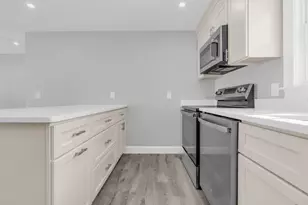 95 Lisa Ann Dr, Bellingham, MA 02019 - Photo 9