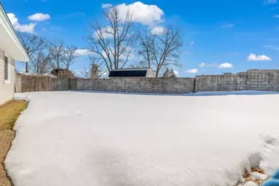 95 Lisa Ann Dr, Bellingham, MA 02019 - Photo 19